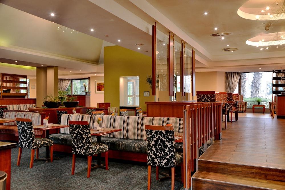 City Lodge Hotel Bloemfontein Exterior photo