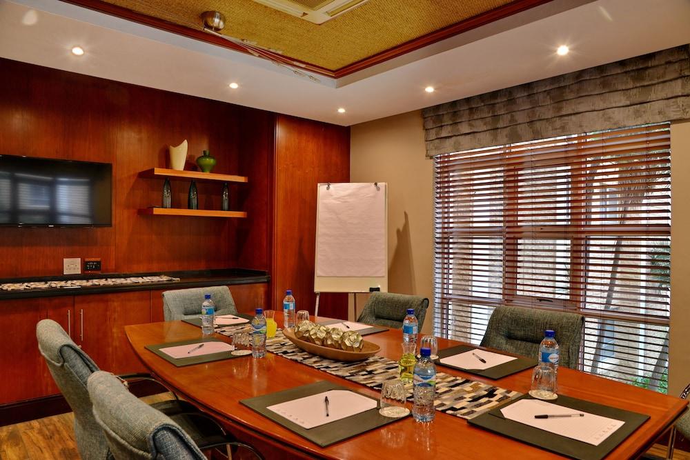 City Lodge Hotel Bloemfontein Exterior photo